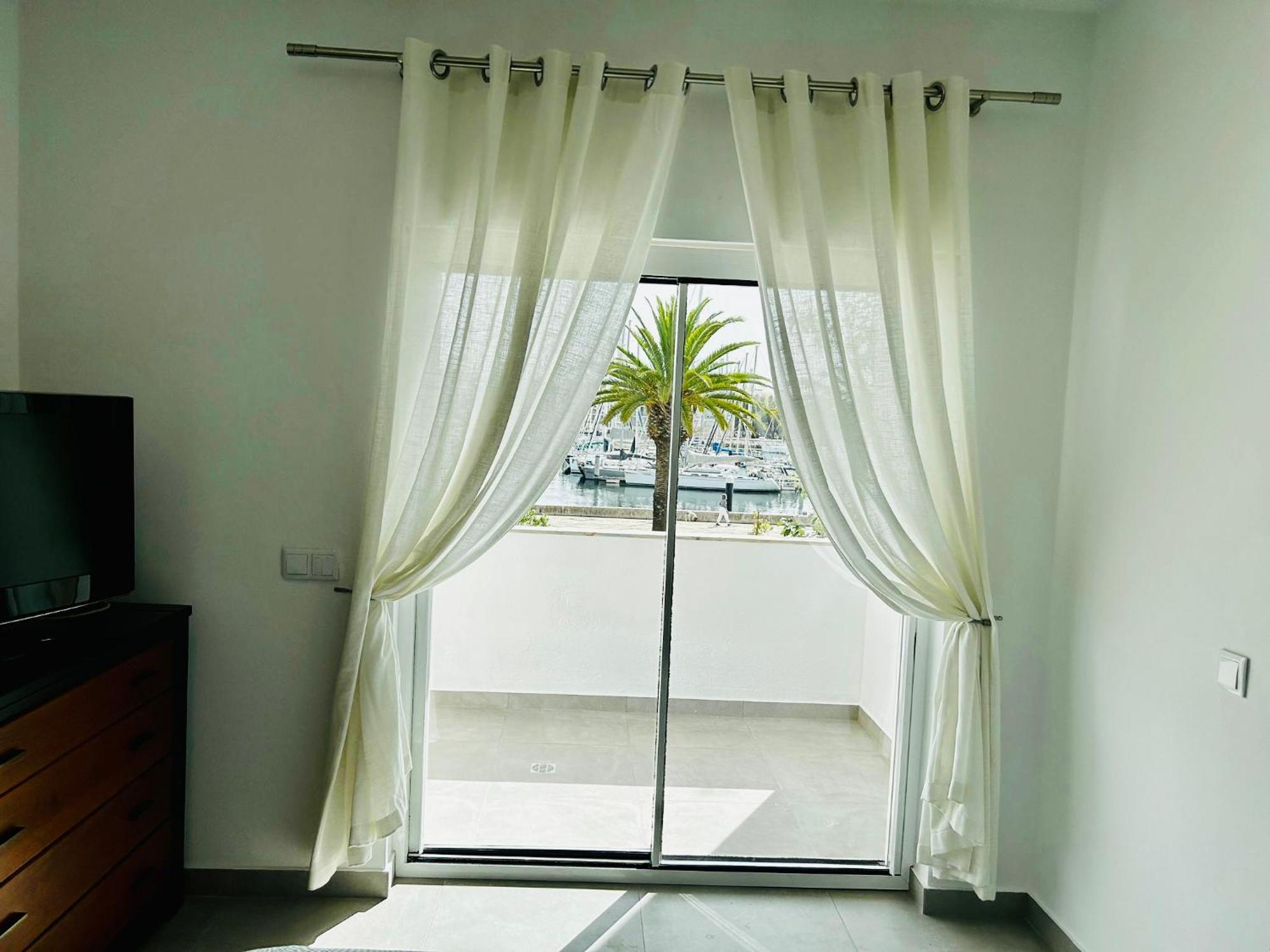 Studio Apt With Spectacular Views Of Lagos Marina Exterior photo