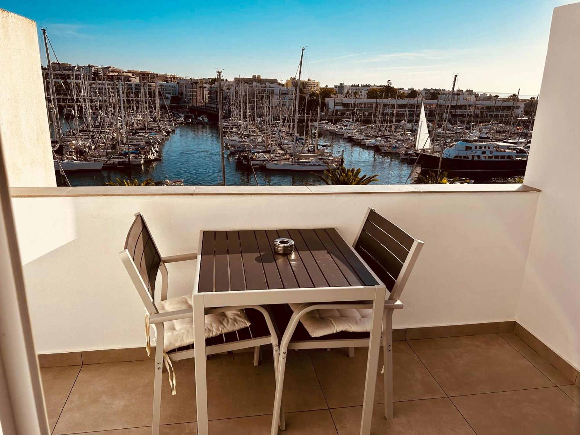 Studio Apt With Spectacular Views Of Lagos Marina Exterior photo
